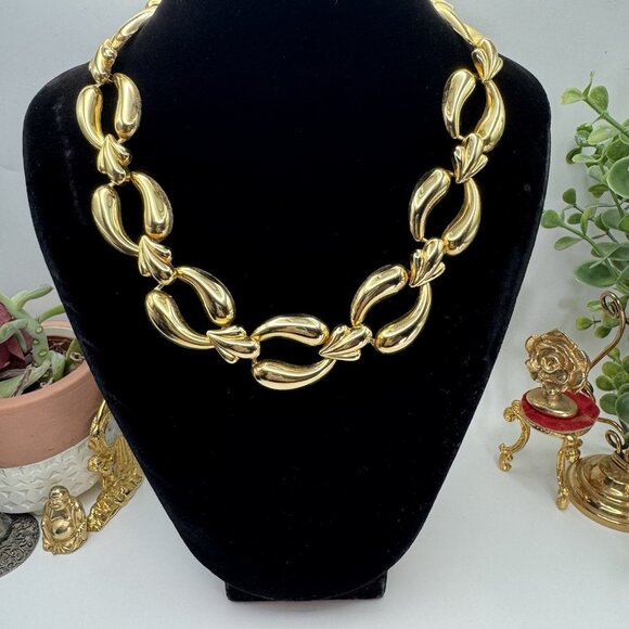 Wide Chunk Gold Tone Articulated Link Collar Necklace Vintage Jewelry - Picture 1 of 7
